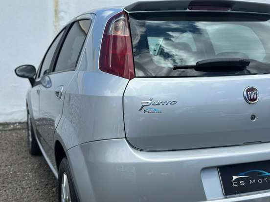 FIAT-PUNTO-1.6 ESSENCE 16V FLEX 4P MANUAL FIAT-PUNTO-2010