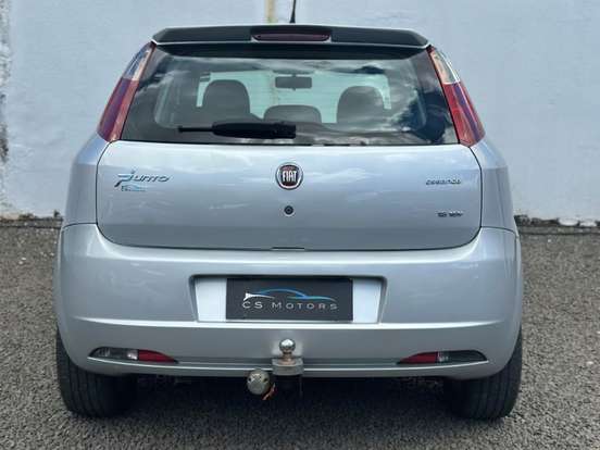 FIAT-PUNTO-1.6 ESSENCE 16V FLEX 4P MANUAL FIAT-PUNTO-2010