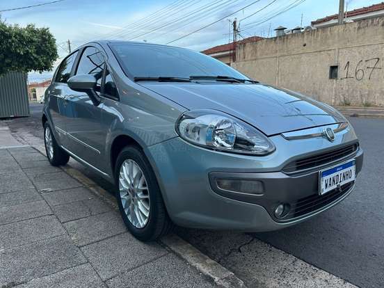 FIAT-PUNTO-1.6 ESSENCE 16V FLEX 4P MANUAL FIAT-PUNTO-2013