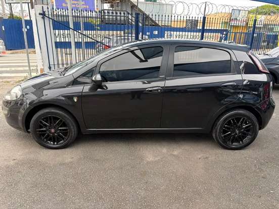 FIAT-PUNTO-1.6 ESSENCE 16V FLEX 4P MANUAL FIAT-PUNTO-2012