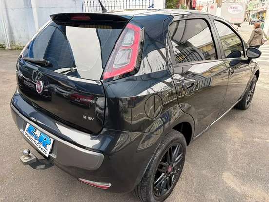 FIAT-PUNTO-2012