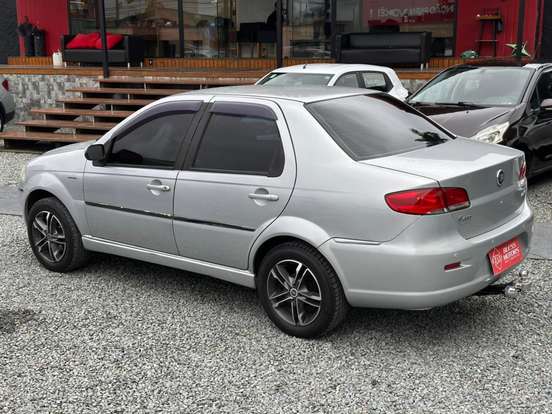 FIAT-SIENA-2009