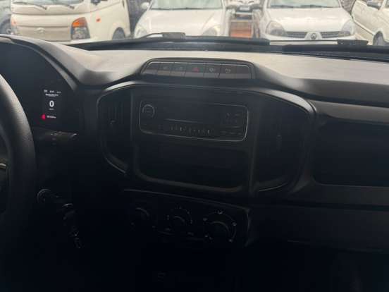 FIAT-STRADA-2021