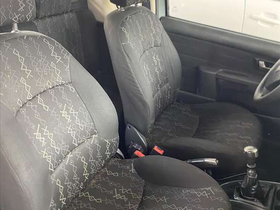 FIAT-STRADA-1.4 MPI TREKKING CE 8V FLEX 2P MANUAL FIAT-STRADA-2010