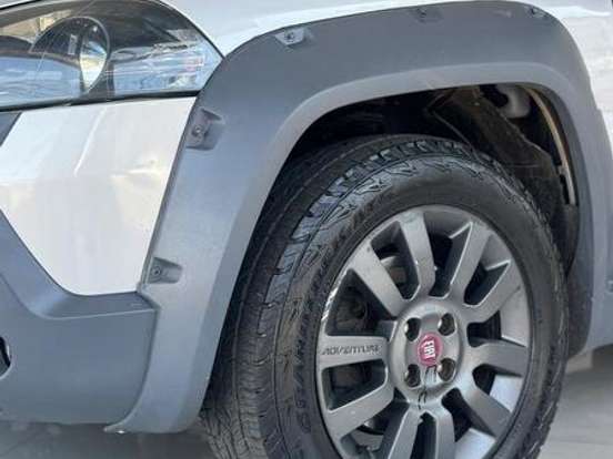 FIAT-STRADA-1.8 MPI ADVENTURE CD 16V FLEX 3P MANUAL FIAT-STRADA-2017