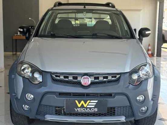 FIAT-STRADA-1.8 MPI ADVENTURE CD 16V FLEX 3P MANUAL FIAT-STRADA-2017