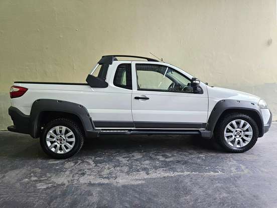 FIAT-STRADA-1.8 MPI ADVENTURE CE 16V FLEX 2P MANUAL FIAT-STRADA-2015