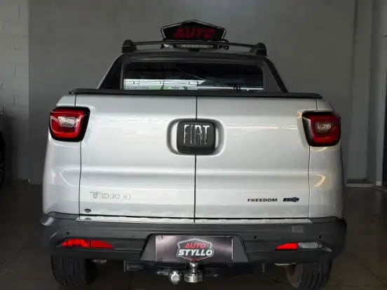 FIAT-TORO-2016