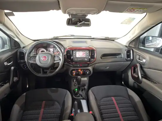 FIAT-TORO-2016