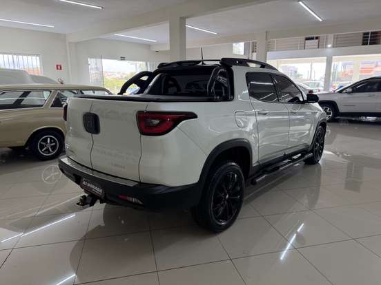 FIAT-TORO-1.3 TURBO 270 FLEX VOLCANO AT6 FIAT-TORO-2023