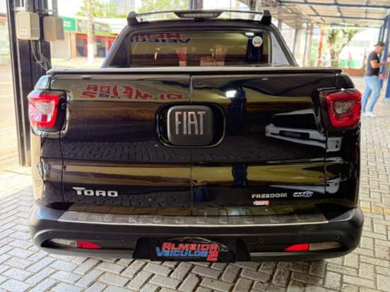 FIAT-TORO-1.8 16V EVO FLEX FREEDOM AT6 FIAT-TORO-2017