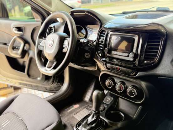 FIAT-TORO-1.8 16V EVO FLEX FREEDOM AT6 FIAT-TORO-2017