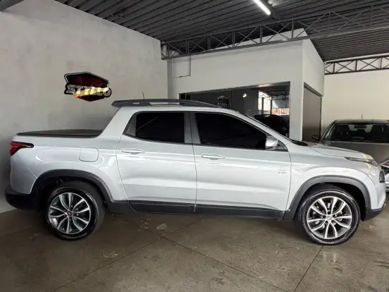 FIAT-TORO-2.0 16V TURBO DIESEL FREEDOM 4WD AT9 FIAT-TORO-2018
