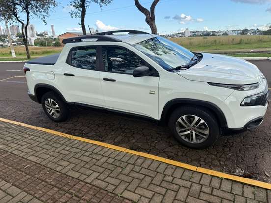 FIAT-TORO-2017