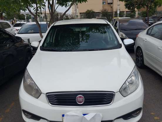 FIAT-GRAND SIENA-1.6 MPI ESSENCE 16V FLEX 4P MANUAL FIAT-GRAND SIENA-2016