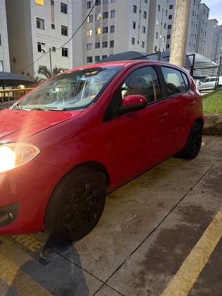 FIAT PALIO 1.6 MPI ESSENCE 16V FLEX 4P AUTOMATIZADO