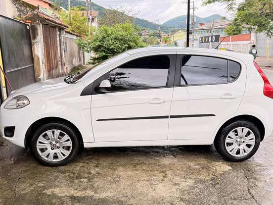 FIAT-PALIO-2012