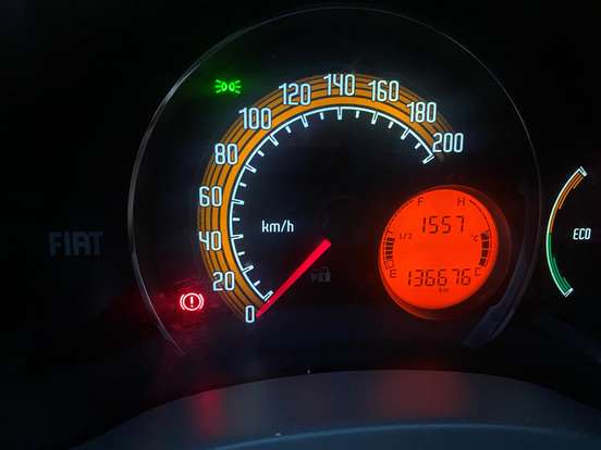 FIAT-UNO-1.0 EVO VIVACE 8V FLEX 4P MANUAL FIAT-UNO-2012