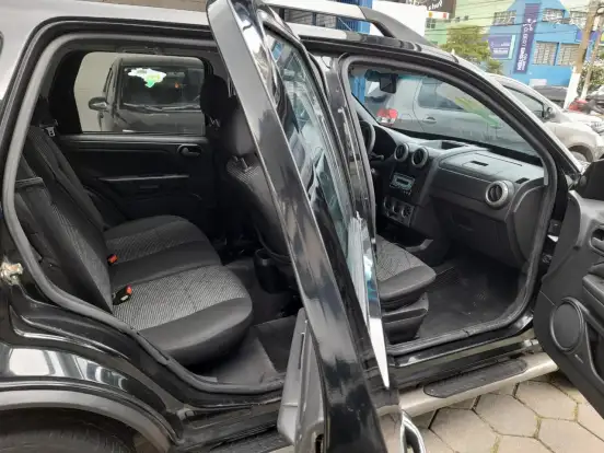 FORD-ECOSPORT-2010