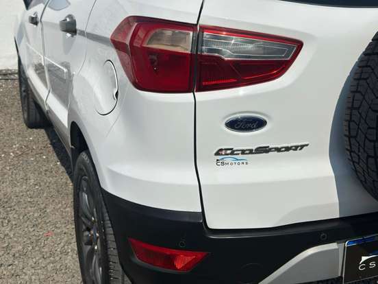 FORD-ECOSPORT-2013