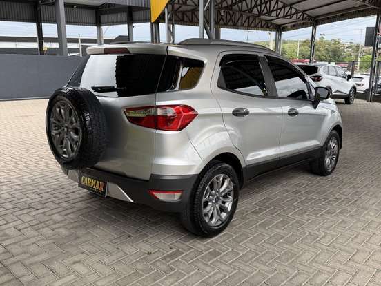 FORD-ECOSPORT-2015