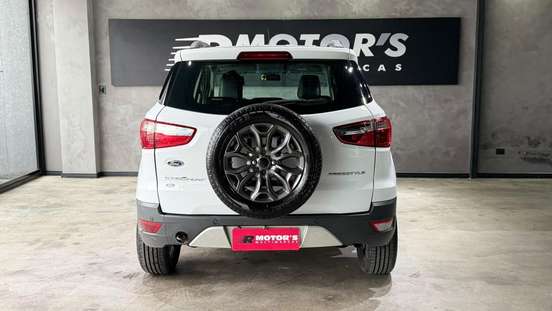 FORD-ECOSPORT-2015