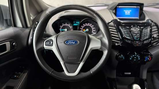 FORD-ECOSPORT-2015