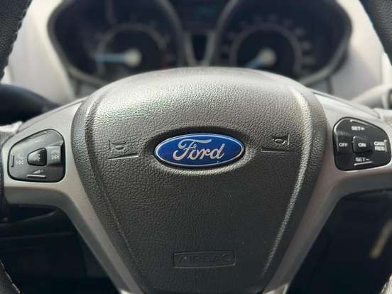 FORD-ECOSPORT-2016