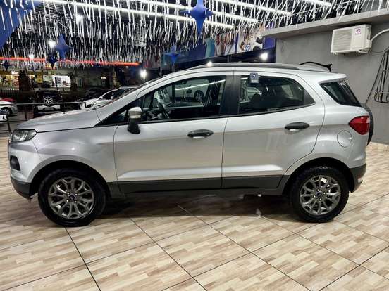 FORD-ECOSPORT-2016