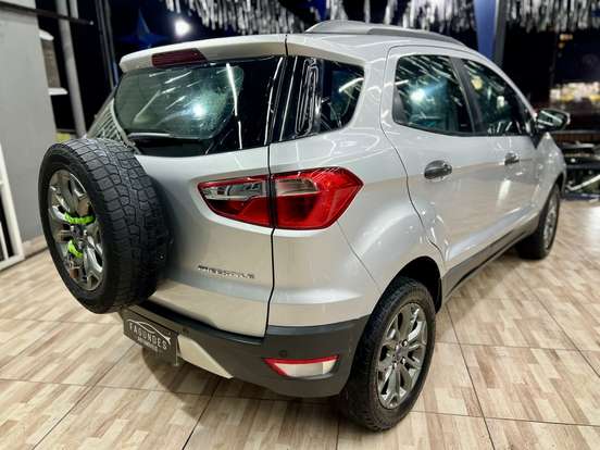 FORD-ECOSPORT-2016