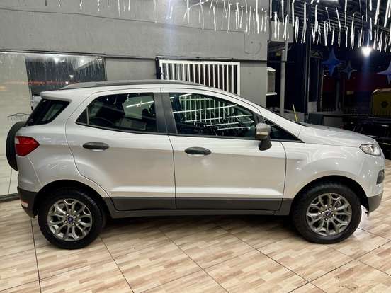 FORD-ECOSPORT-2016