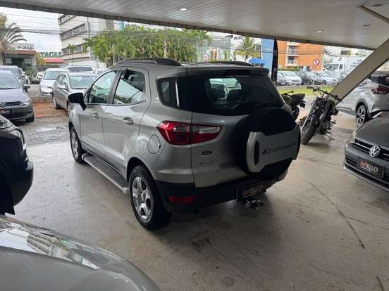 FORD-ECOSPORT-2015