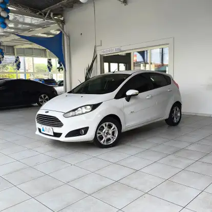 FORD-FIESTA-2016