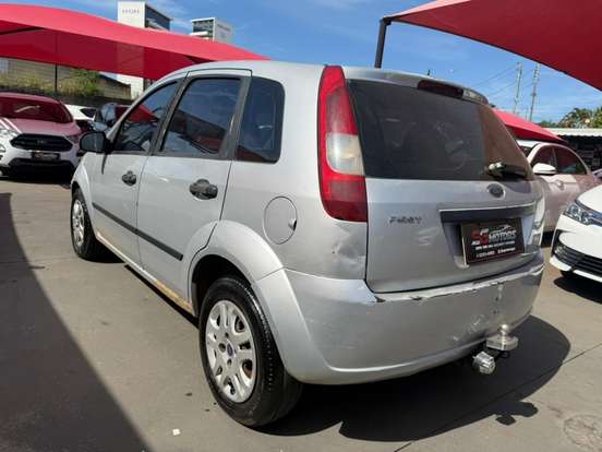 FORD-FIESTA-2004