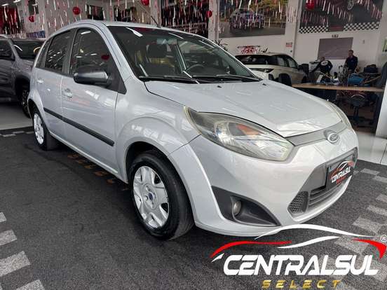 FORD-FIESTA-2013