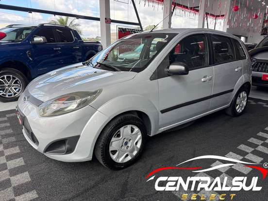 FORD-FIESTA-2013