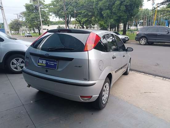 FORD-FOCUS-1.6 GL 8V FLEX 4P MANUAL FORD-FOCUS-2009