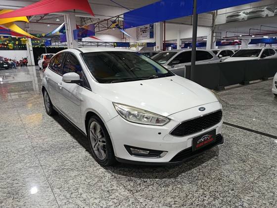 FORD FOCUS 1.6 SE PLUS 16V FLEX 4P MANUAL