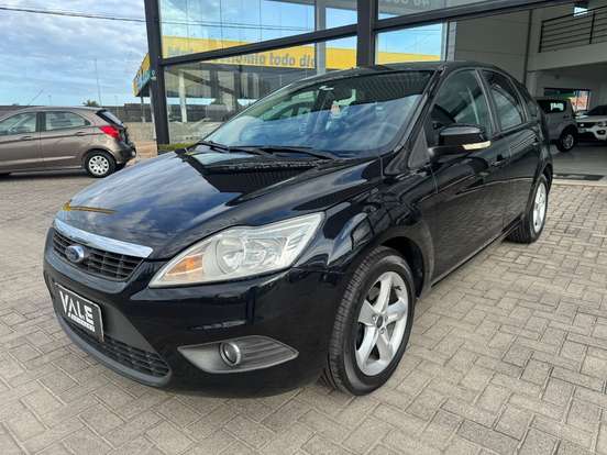 FORD-FOCUS-2009