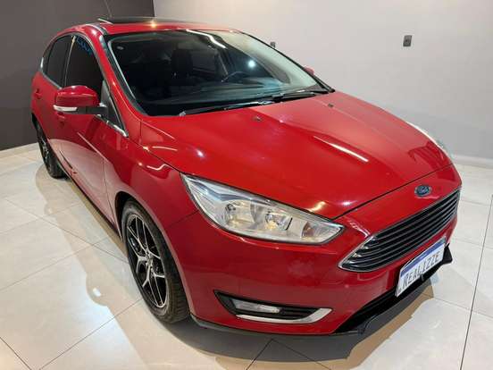 FORD-FOCUS-2017