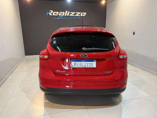 FORD-FOCUS-2017