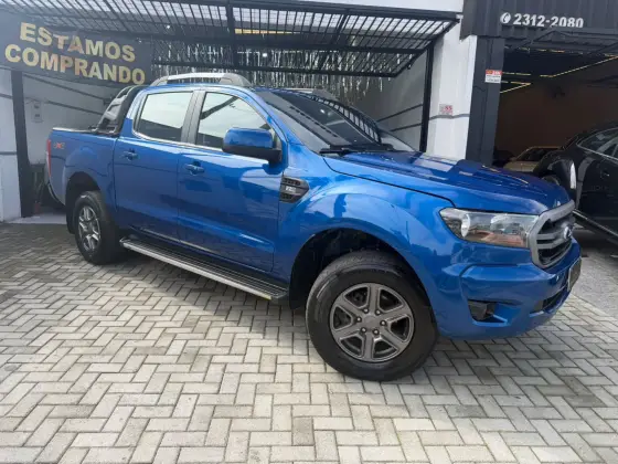 FORD RANGER 2.2 XLS 4X4 CD 16V DIESEL 4P AUTOMÁTICO