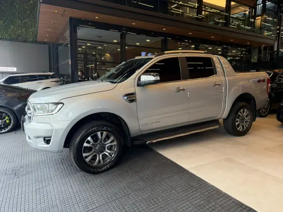 FORD RANGER 3.2 LIMITED 4X4 CD 20V DIESEL 4P AUTOMÁTICO