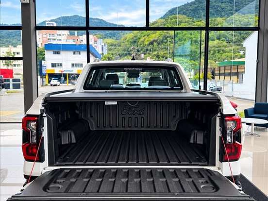 FORD-RANGER-3.0 V6 TURBO DIESEL CD LIMITED 4X4 AUTOMÁTICO FORD-RANGER-2025