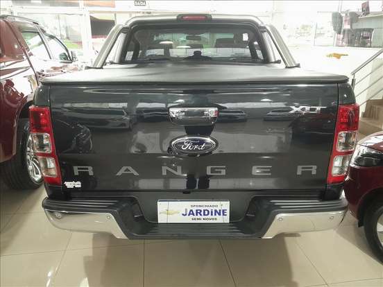 FORD-RANGER-2013