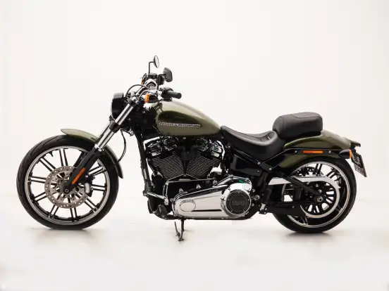 HARLEY-DAVIDSON-SOFTAIL BREAKOUT 114-2022