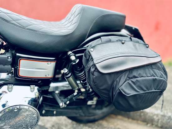 HARLEY-DAVIDSON-DYNA SUPER GLIDE CUSTOM-2011