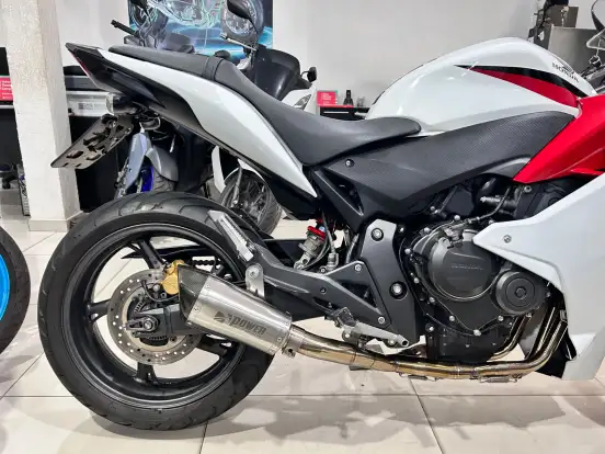 HONDA-CBR 600F-2013