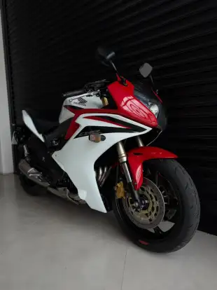HONDA-CBR 600F-2014