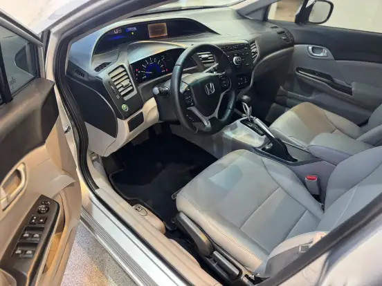 HONDA-CIVIC-2.0 LXR 16V FLEX 4P AUTOMÁTICO HONDA-CIVIC-2014